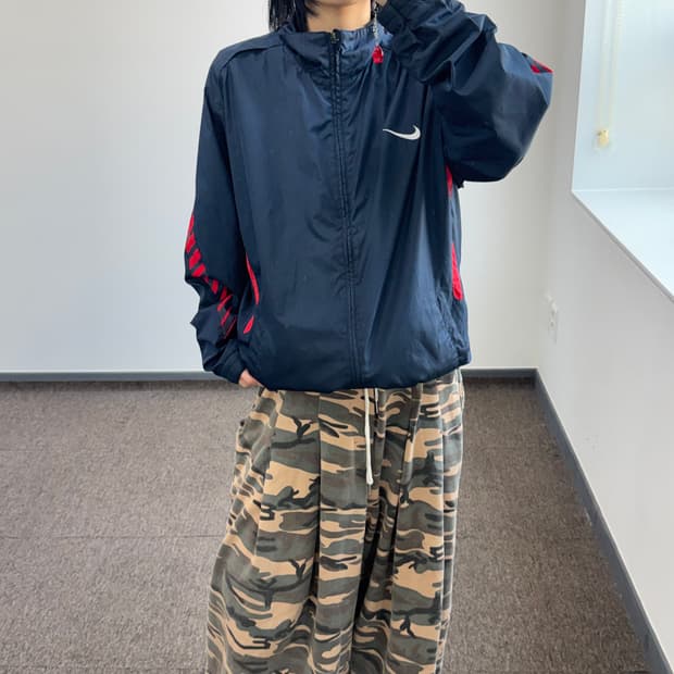 Nike 나이키 레드 포인트 네이비 바람막이