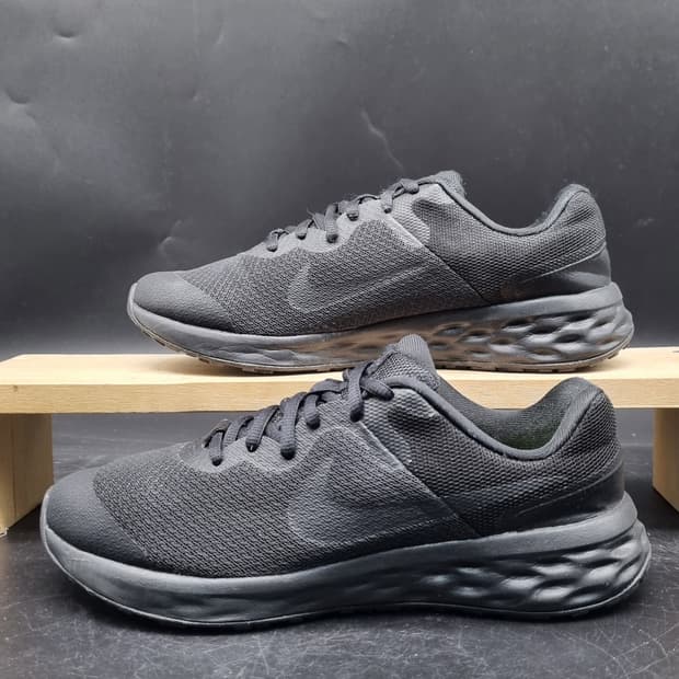 나이키 레볼루션6 올블랙 운동화 240.