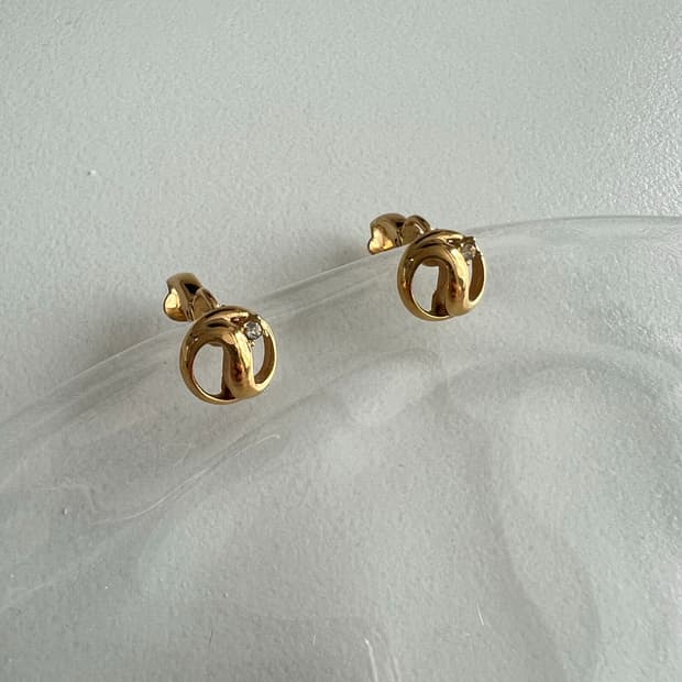 빈티지 볼트 귀걸이