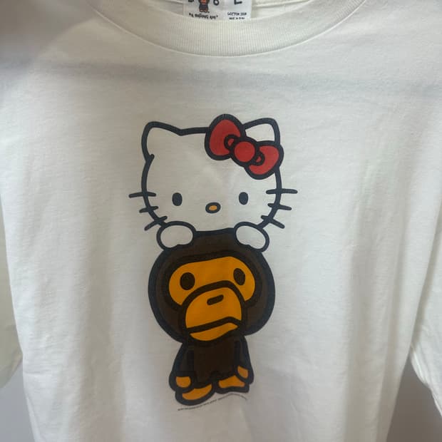 베이프 헬로키티 마일로 반팔
