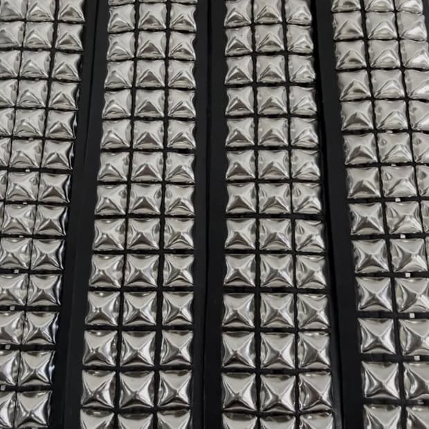 빅 스터드 벨트