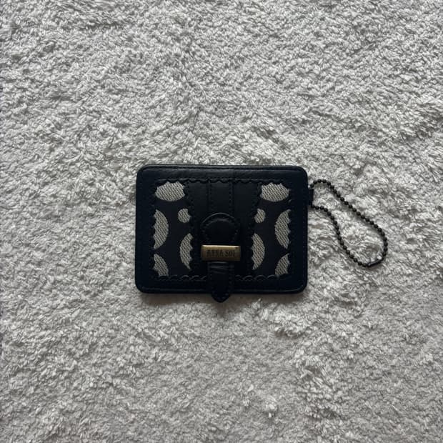 안나수이 카드지갑