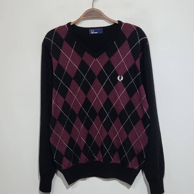 (M) 프레드페리 아가일 니트 브이넥 울스웨터 