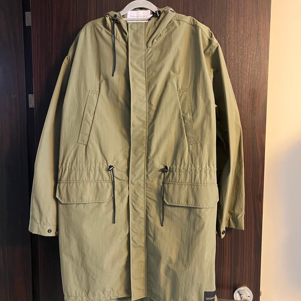 캘빈클라인 피쉬테일 야상 L