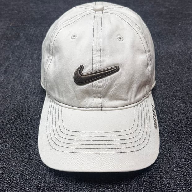 Nike old 클래식 Golf Tour 퍼포먼스 브라운/베이지 캡