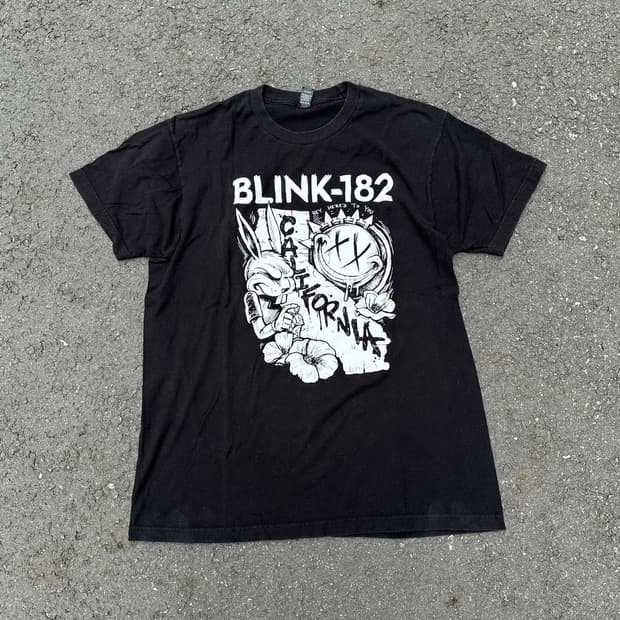 [블링크] •Blink 182 California T-Shirt