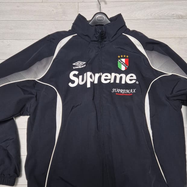 슈프림 엄브로 22ss 트랙자켓 L 판매