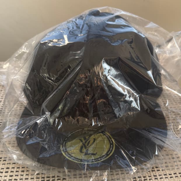 yvl cap black/black 7 7/8