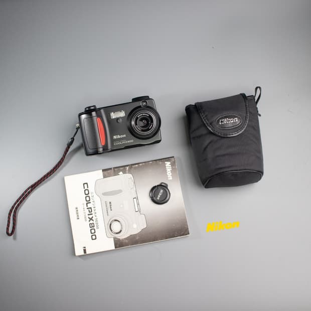 니콘 쿨픽스 800 (작례 0)