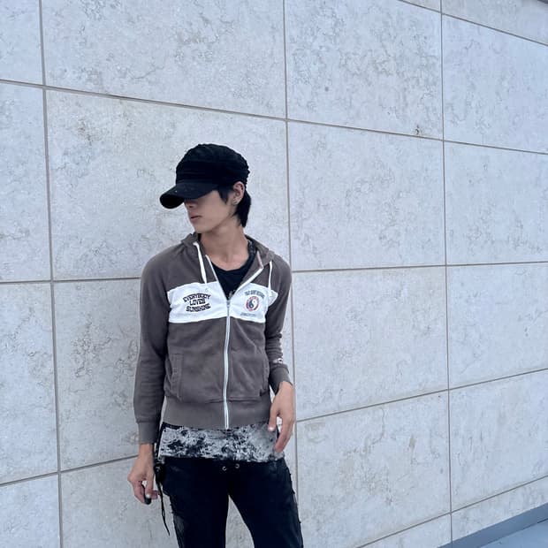 “TC SURF” Y2K Print Hoodie Zip Up