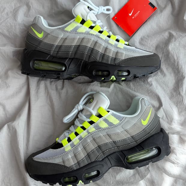 나이키 / 에어맥스95 OG 형광 / 260