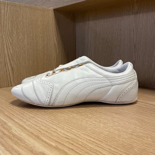 00's Puma Sela