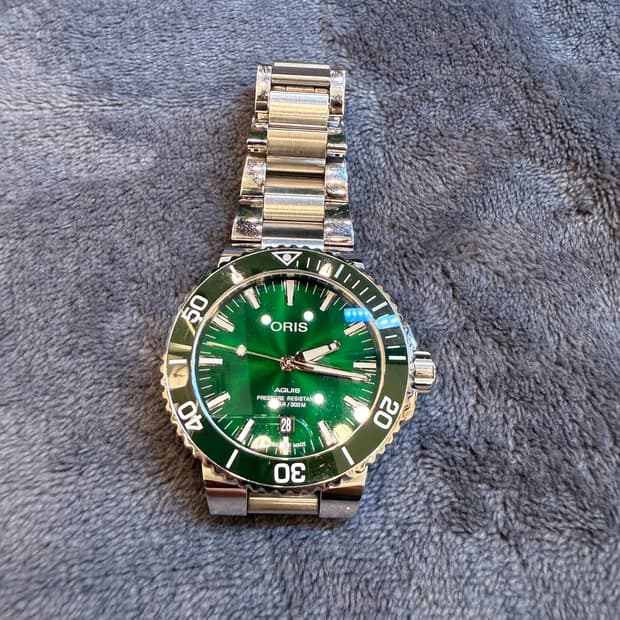 오리스 아퀴스 그린 43.5mm 오토매틱