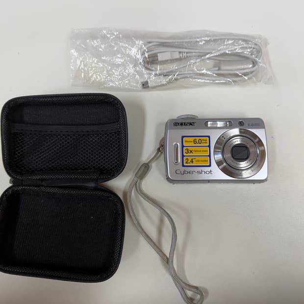 소니사이버샷 DSC-S500