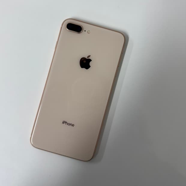 아이폰 8+ 64기가