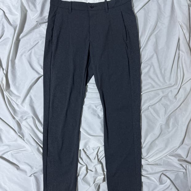 카즈유키 쿠마가이 어태치먼트 슬림핏 샘플 팬츠