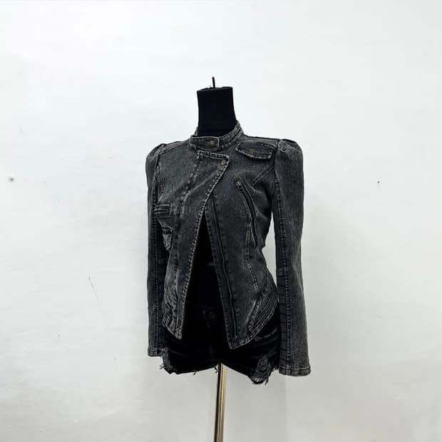 Stone washing denim jacket
