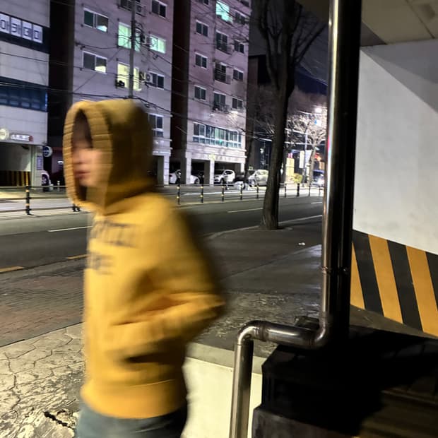 Abercrombie yellow hoodie S