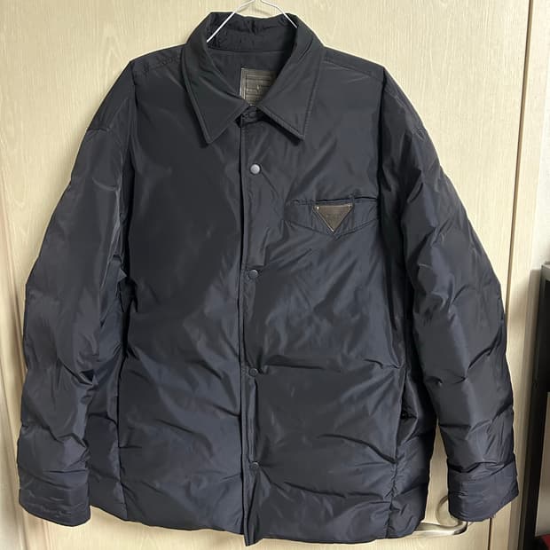 시스템옴므 레더 로그탭 구스 다운 패딩100사이즈 팜