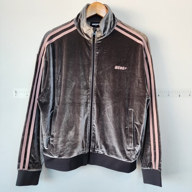 널디 벨벳 트랙 자켓 그레이