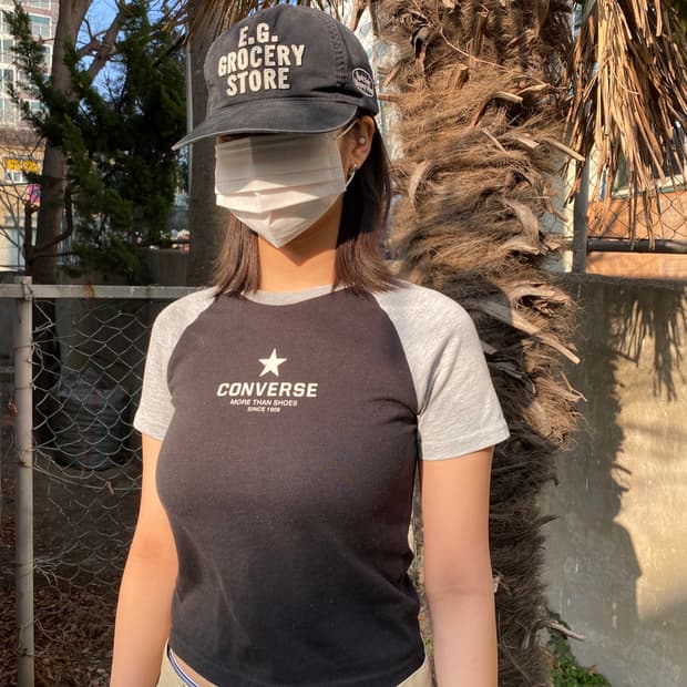 컨버스 라글란 그래픽 반팔 티셔츠