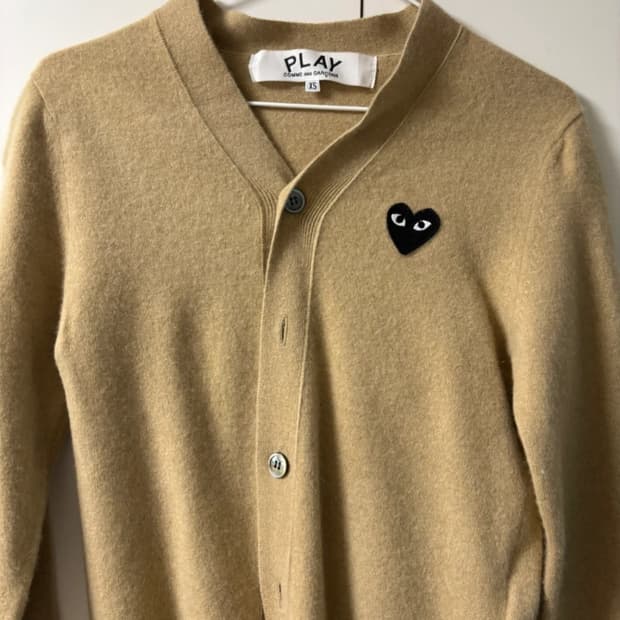 꼼데가르송 V넥 가디건