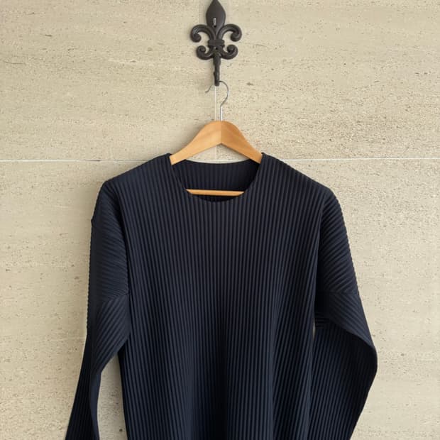 옴므플리세 긴팔