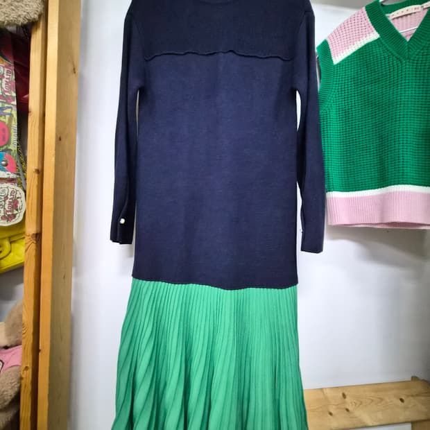 지컷 니트 원피스