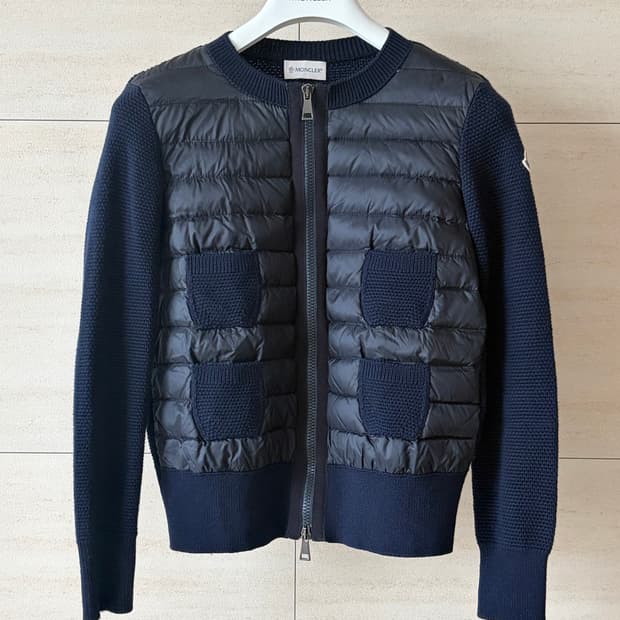 몽클레어 정품 트리콧 니트패딩 가디건