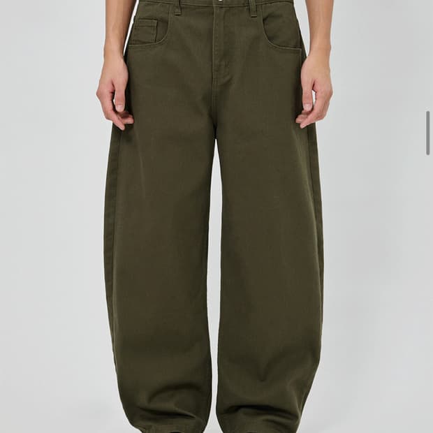 밀로 아카이브 리플렉트 커브드 팬츠 카키m