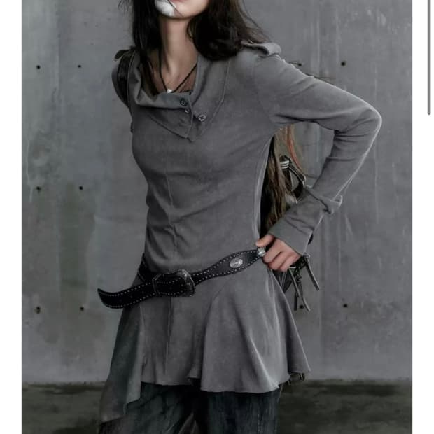 CestNous Wandering Poet Slim Long Sleeve