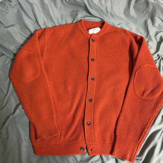 아웃스탠딩 램스울 라운드넥 가디건 L