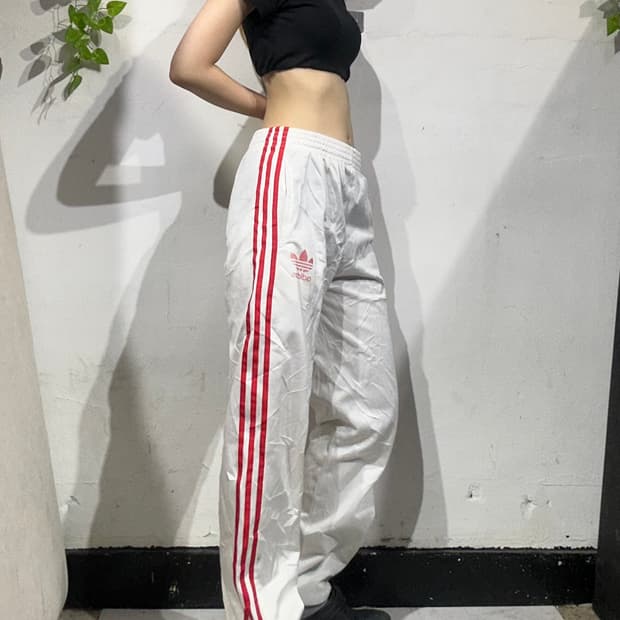 아디다스 화이트 레드 삼선 트레이닝 팬츠 S