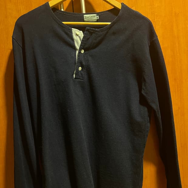 메리 컴퍼니 인디고 헨리넥 티셔츠