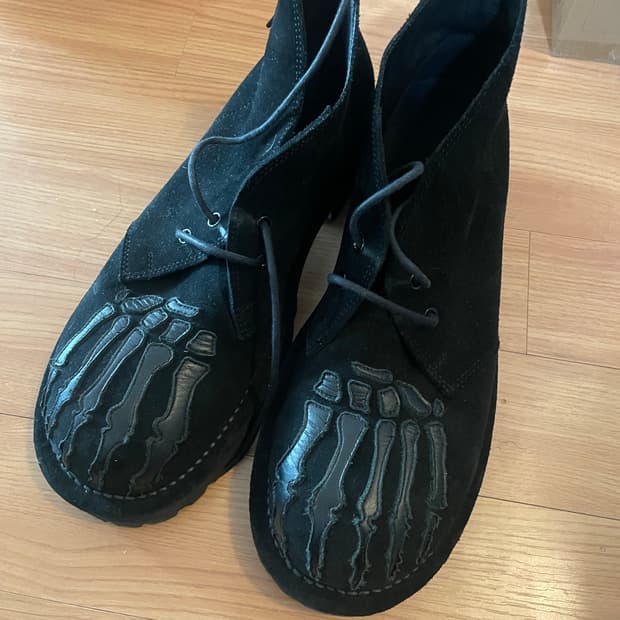 솔로이스트 처카 부츠