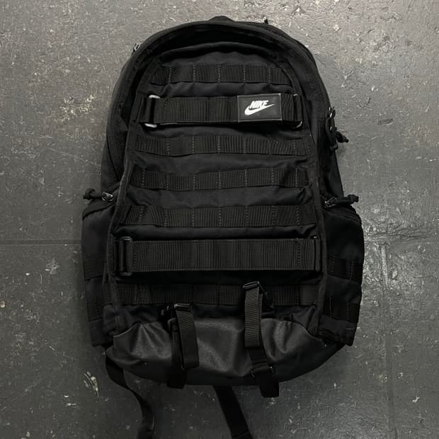 나이키 NSW 백팩