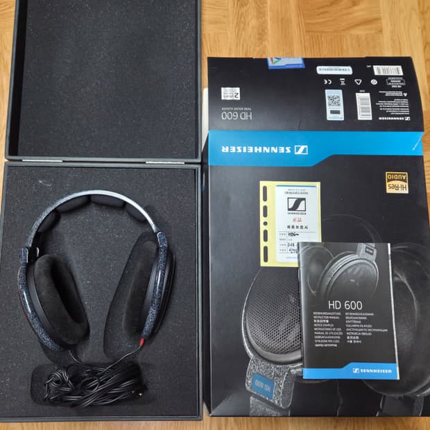 젠하이저 HD 600 헤드폰 풀박스