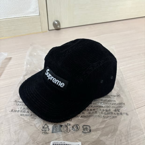 슈프림 24fw 코듀로이 캠프캡