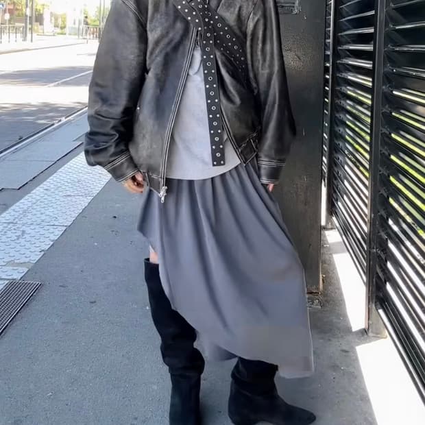 EE 누마레 unbalance gather skirt charcoal