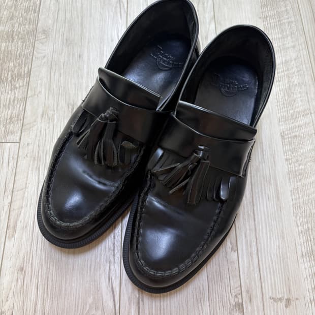 닥터마틴 아드리안 블랙 270