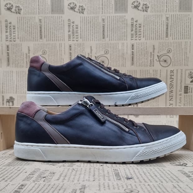 탠디 꾸안꾸 남성 가죽 스니커즈 260