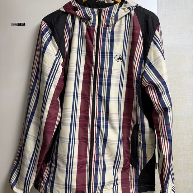 나이스고스트클럽 바람막이