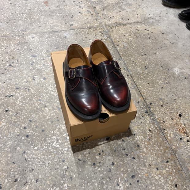 닥터마틴 론 몽크스트랩 체리레드