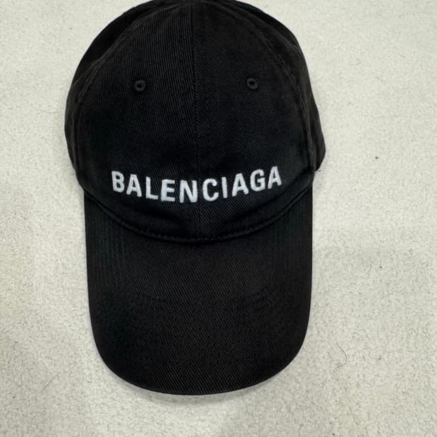 발렌시아가 볼캡