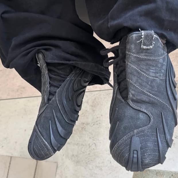 푸마 x 노페이스 스튜디오스 탈론 미디엄 그레이 250