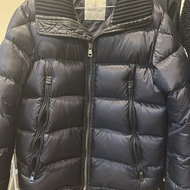 몽클레어 남성 패딩 