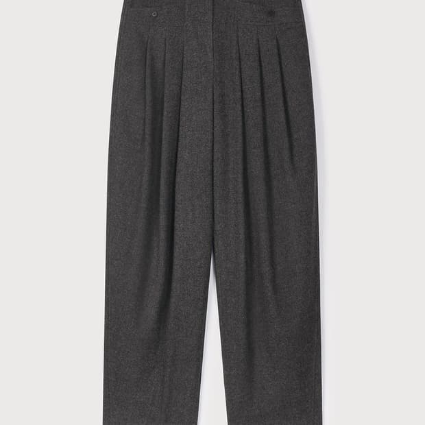 에토스 ROUNDED TUCK TROUSERS