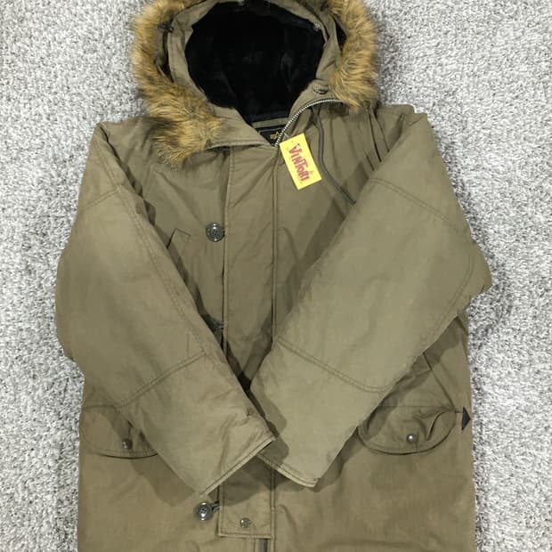 알파 인더스트리 야상 패딩