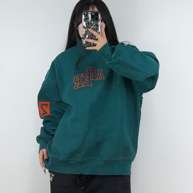아더에러 청록 스웻셔츠 E59