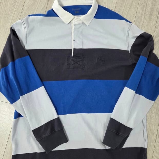 유니클로 JW앤더슨 럭비티셔츠